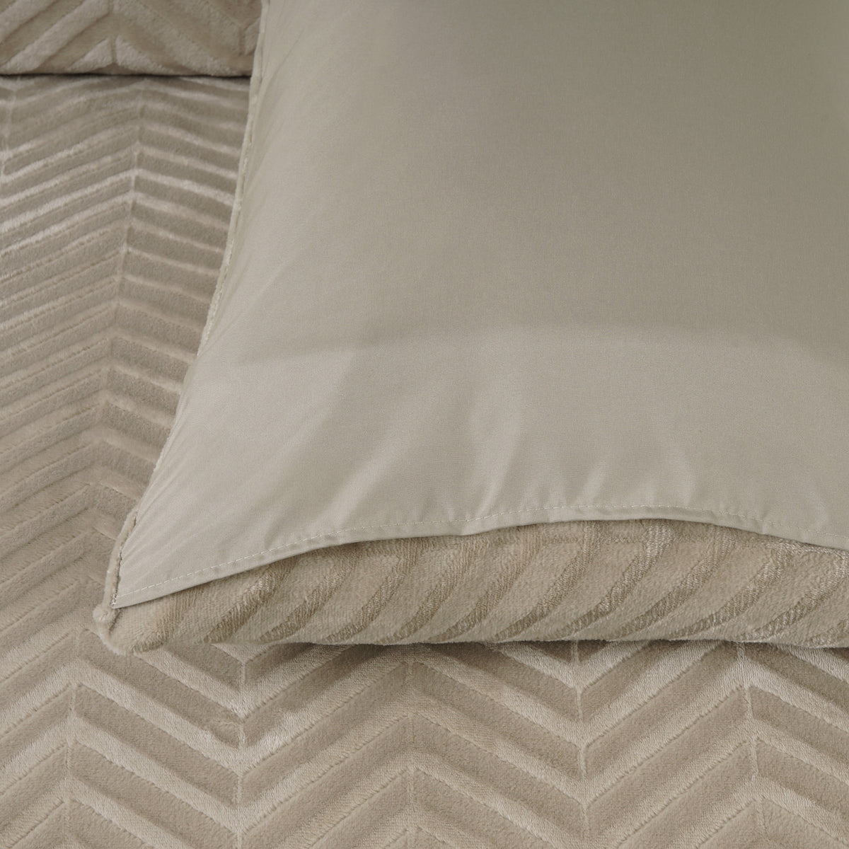 Sleeptime Dekbedovertrek Chevron Teddy Taupe