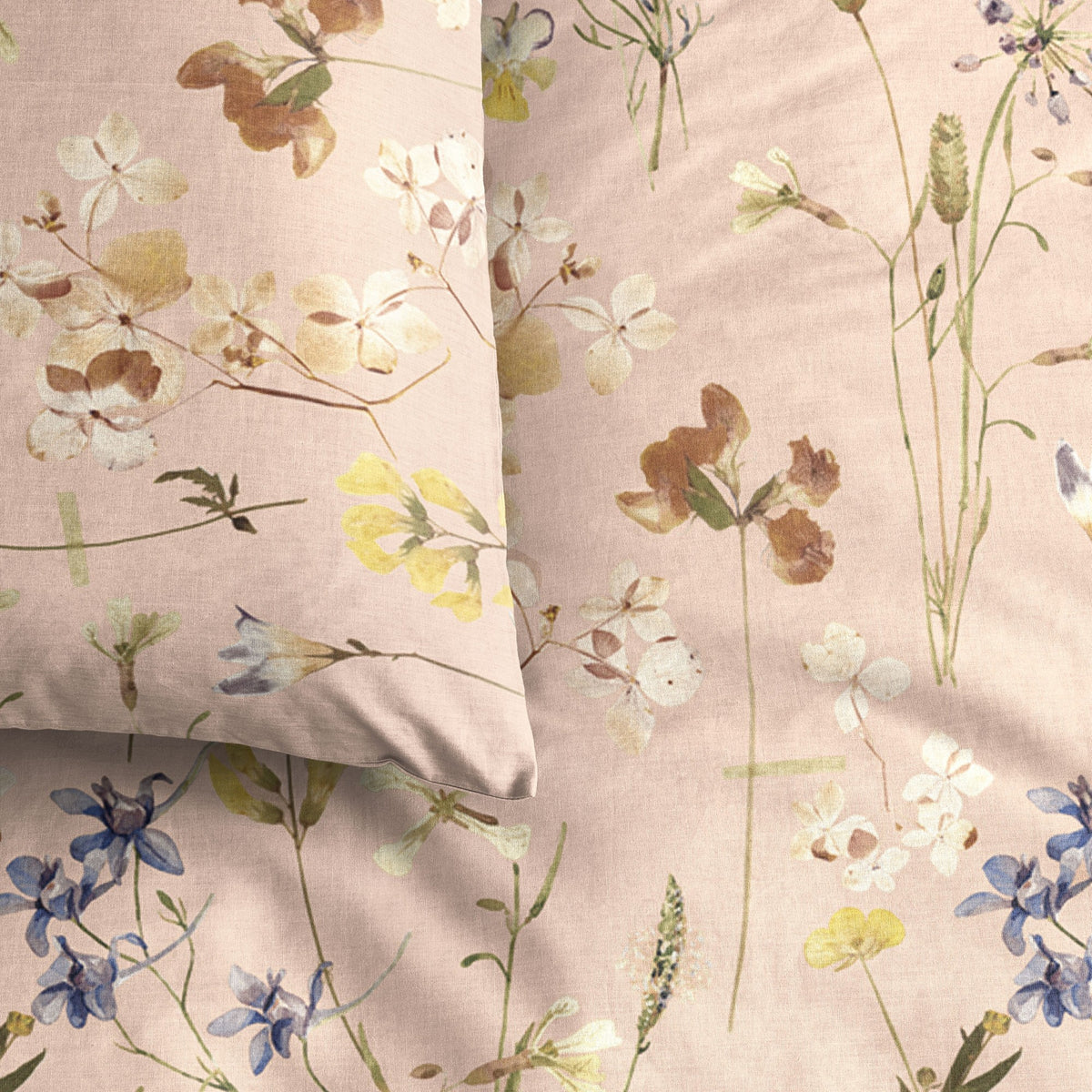 Ariadne at Home Dekbedovertrek Flanel Soft Flowers Nude