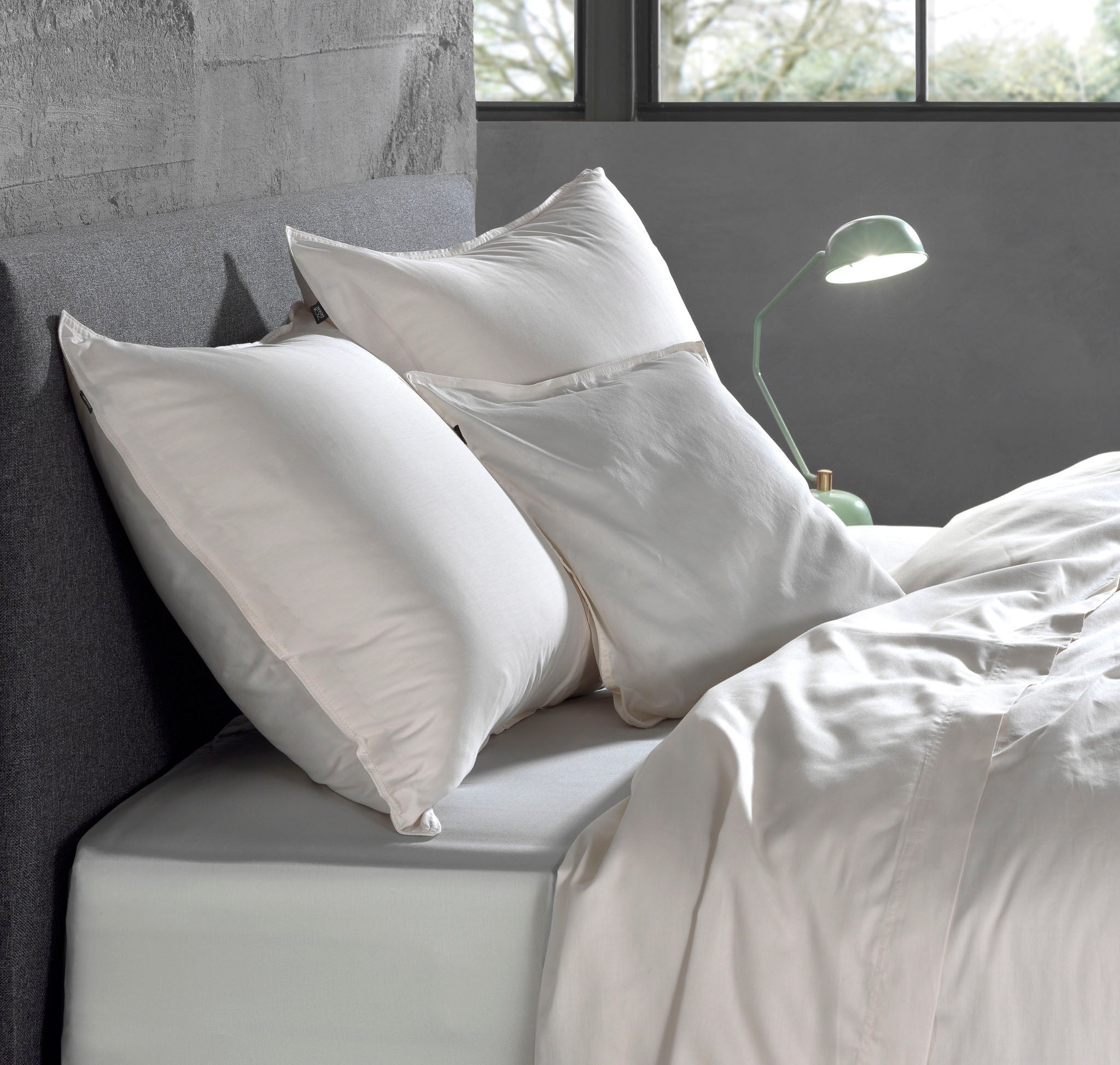Zo Home kussensloop Satinado Off white satijn