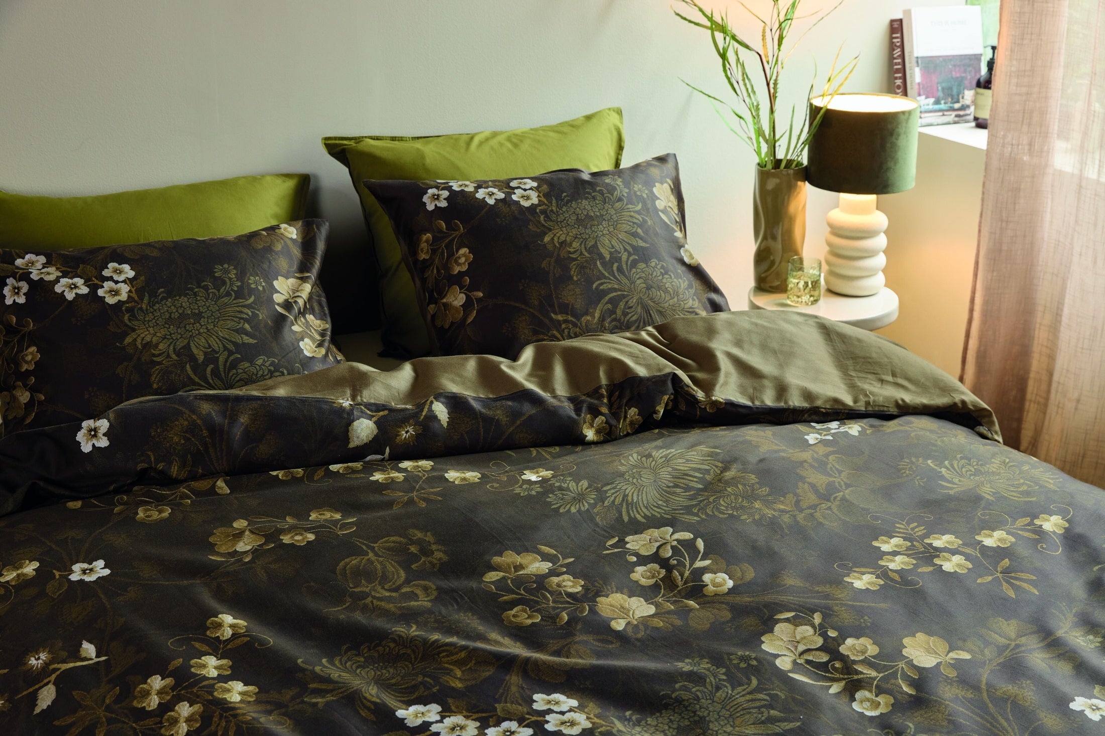 Beddinghouse Dekbedovertrek Satijn Darcy Olive Green